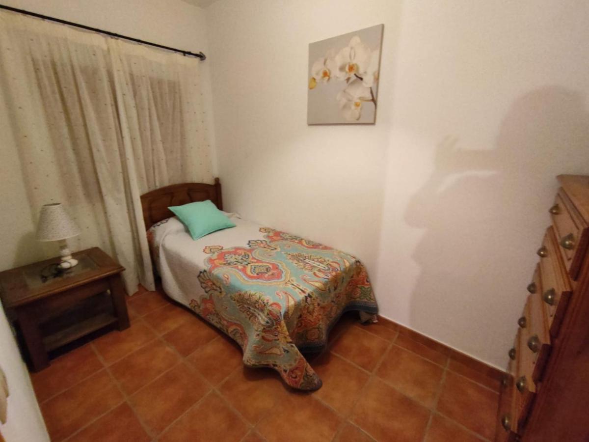 CASA PETRA : Bonita casa rural en Yunquera Exterior foto